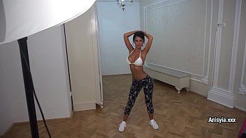 play Baiser avec une fille brune sexy mais elle a bougé son cul comme une xnxxstar xnxx