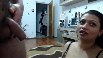 play O corvo romeno faz um boquete brutal no chat por vídeo
