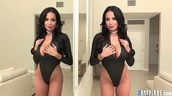 play إنه يجعل الفتاة ترتجف لأنه يتمتع بأفضل صفات محب الخيال المحب