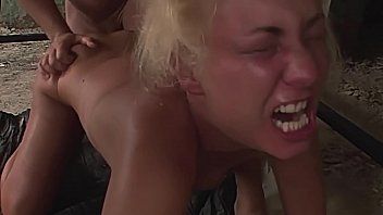 play Xxx cu femei superbe si perverse