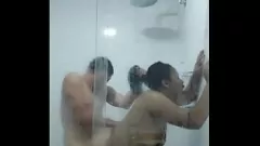 play شاعر المليون على المؤخرة الكبيرة للهواة لاتينا أثناء جلسة المتلصص في عيد الميلاد