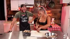 play Nathan Bronson et Hayley Davies: une interview de modèle de pornstar